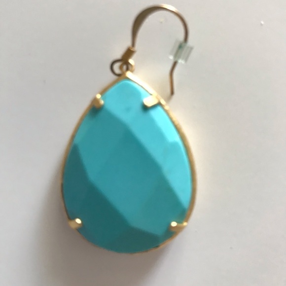 Turquoise colored earrings - Picture 3 of 8